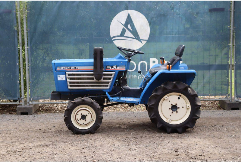 Iseki TU1400 - Farm tractor: picture 2 Iseki TU1400 - Farm tractor: picture 2