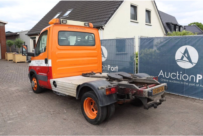 Iveco 35C17 - Container transporter/ Swap body truck: picture 4 Iveco 35C17 - Container transporter/ Swap body truck: picture 4