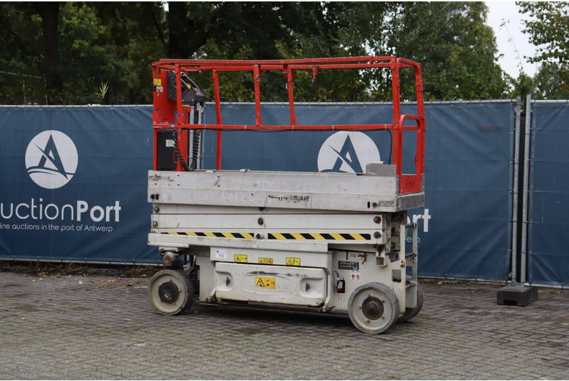 JLG 2030 ES - Scissor lift: picture 3 JLG 2030 ES - Scissor lift: picture 3