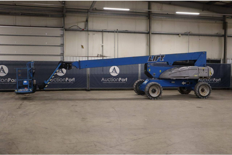 JLG E600JP - Telescopic boom: picture 1 JLG E600JP - Telescopic boom: picture 1