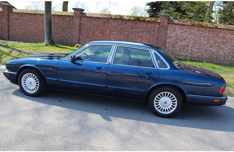 Jaguar XJ Sovereign 4.0 - Sedan: picture 2 Jaguar XJ Sovereign 4.0 - Sedan: picture 2