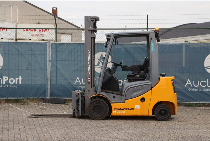 Jungheinrich DFG 320s - Diesel forklift: picture 2 Jungheinrich DFG 320s - Diesel forklift: picture 2