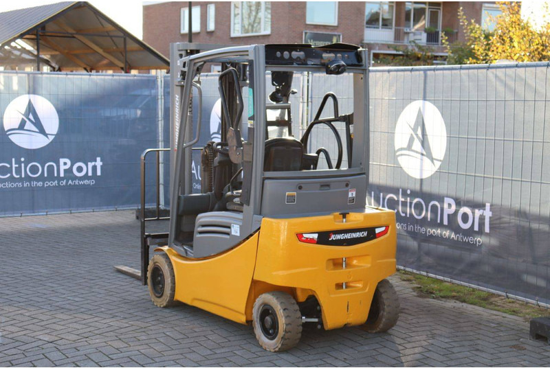 Jungheinrich EFG 320 - Electric forklift: picture 4 Jungheinrich EFG 320 - Electric forklift: picture 4