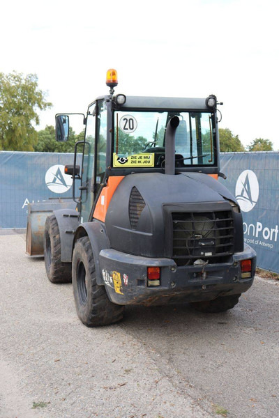 Komatsu WA70-7 - Wheel loader: picture 4 Komatsu WA70-7 - Wheel loader: picture 4