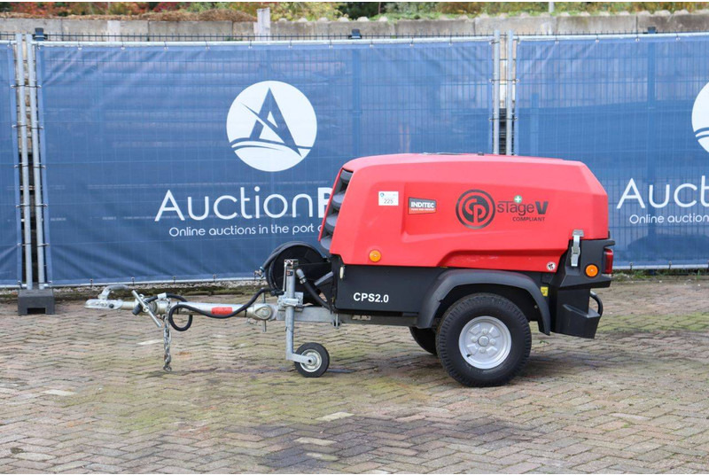 Kubota D722-EF02 - Air compressor: picture 1 Kubota D722-EF02 - Air compressor: picture 1