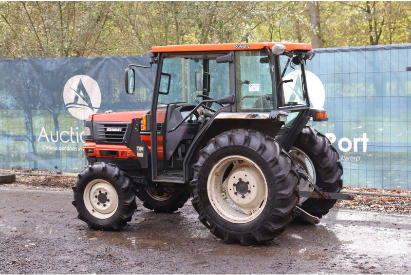 Kubota GL281 - Farm tractor: picture 3 Kubota GL281 - Farm tractor: picture 3