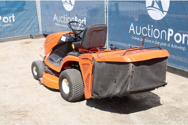 Kubota GR1600-II - Garden mower: picture 4 Kubota GR1600-II - Garden mower: picture 4
