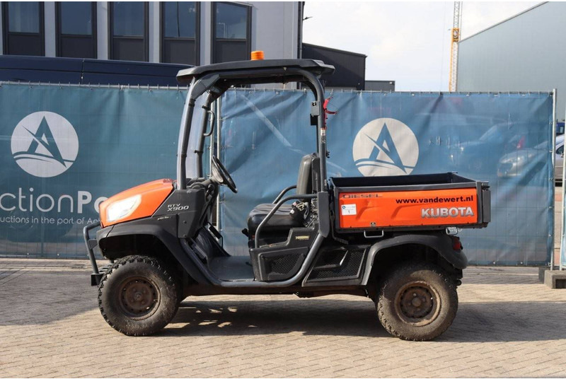 Kubota RTV-X900 - Golf cart: picture 2 Kubota RTV-X900 - Golf cart: picture 2