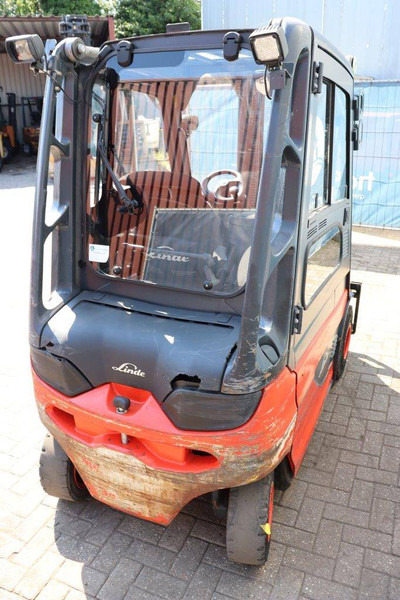 Linde E20 - Electric forklift: picture 5 Linde E20 - Electric forklift: picture 5