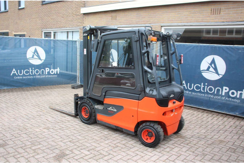 Linde E25-01 - Electric forklift: picture 3 Linde E25-01 - Electric forklift: picture 3