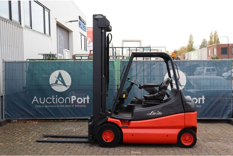Linde E25-02 - Electric forklift: picture 2 Linde E25-02 - Electric forklift: picture 2