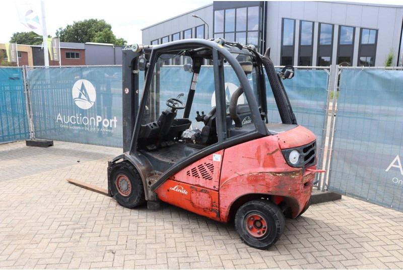 Linde H25D - Diesel forklift: picture 3 Linde H25D - Diesel forklift: picture 3