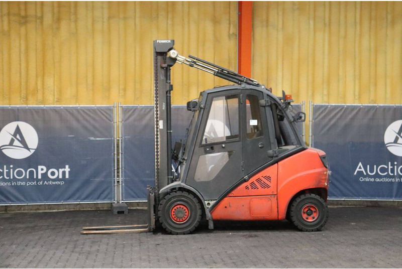Linde H30D-02 - Diesel forklift: picture 1 Linde H30D-02 - Diesel forklift: picture 1