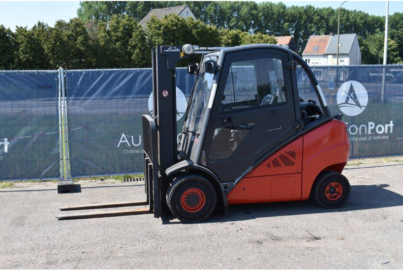 Linde H30T-02 - LPG forklift: picture 1 Linde H30T-02 - LPG forklift: picture 1