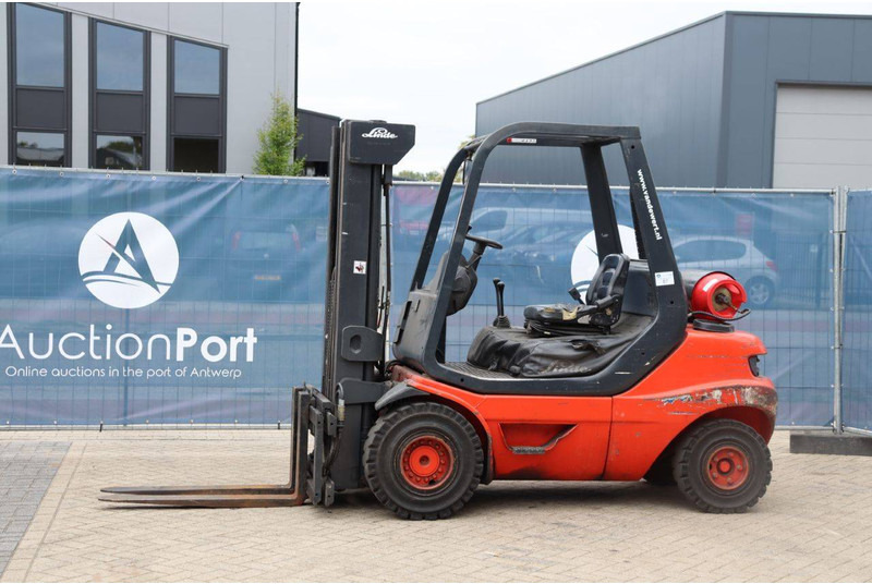 Linde H30T-03 - LPG forklift: picture 1 Linde H30T-03 - LPG forklift: picture 1