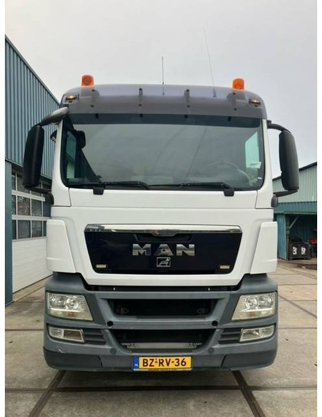 MAN TGS 35.440 8X4-4 BL - Hook lift truck: picture 5 MAN TGS 35.440 8X4-4 BL - Hook lift truck: picture 5