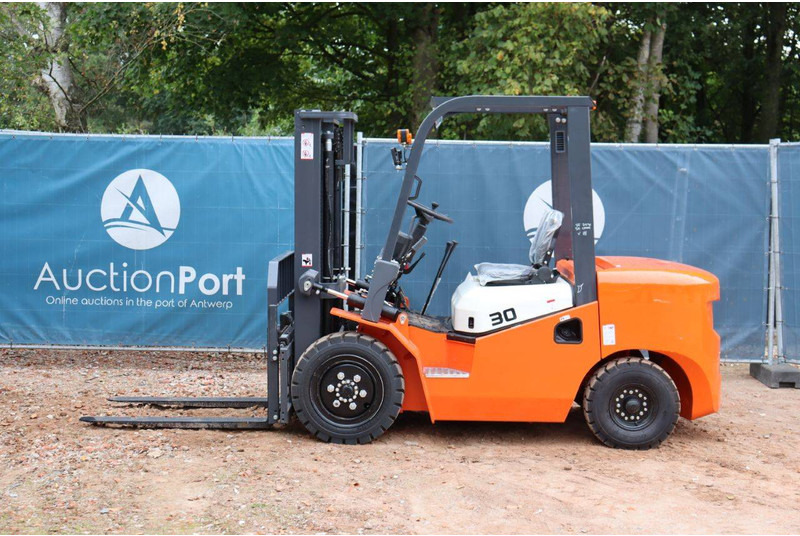 Machpro MP-L30PRO - Diesel forklift: picture 2 Machpro MP-L30PRO - Diesel forklift: picture 2