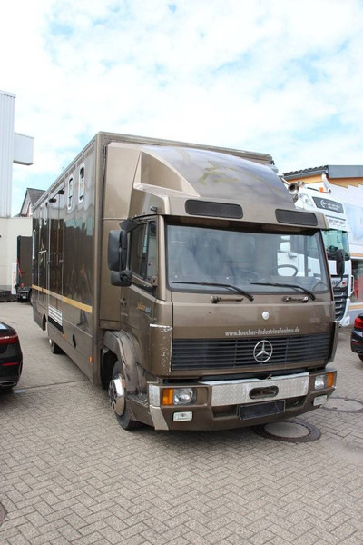 Mercedes-Benz 817 - Horse truck: picture 5 Mercedes-Benz 817 - Horse truck: picture 5