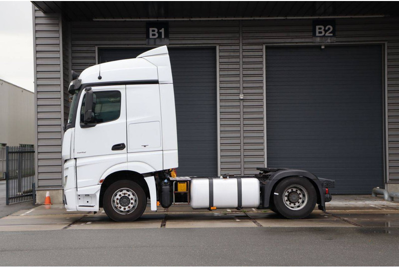Mercedes-Benz ACTROS - Cab chassis truck: picture 2 Mercedes-Benz ACTROS - Cab chassis truck: picture 2
