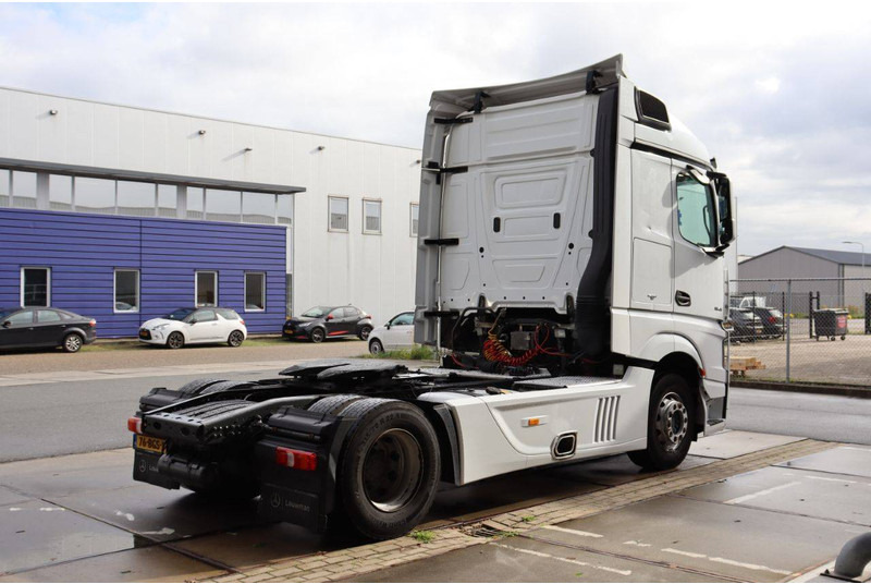 Mercedes-Benz ACTROS - Cab chassis truck: picture 5 Mercedes-Benz ACTROS - Cab chassis truck: picture 5
