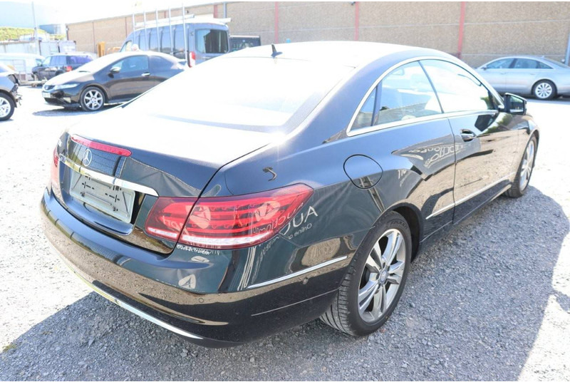 Mercedes-Benz E-Klasse 200 - Car: picture 5 Mercedes-Benz E-Klasse 200 - Car: picture 5