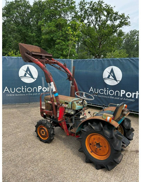 Mitsubishi D1500D - Farm tractor: picture 3 Mitsubishi D1500D - Farm tractor: picture 3