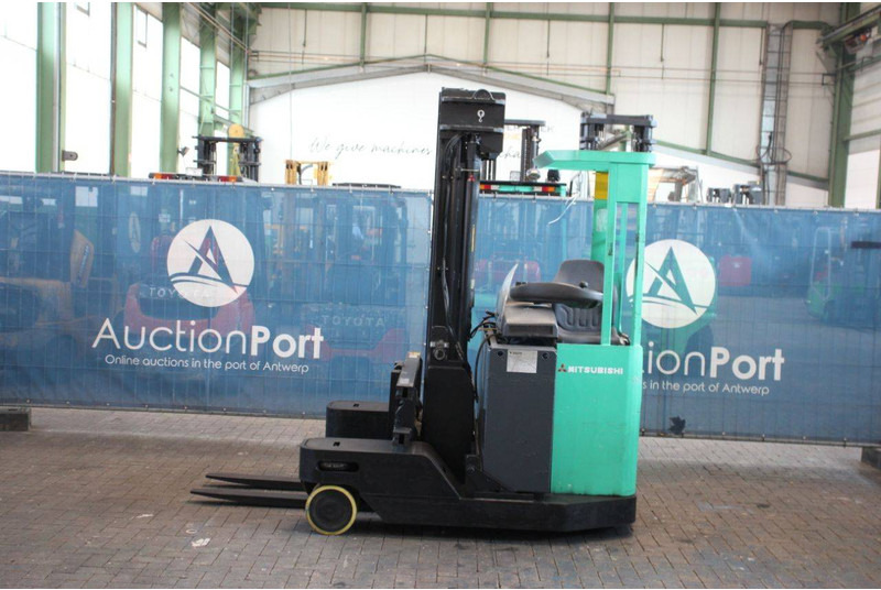 Mitsubishi RB 16 N - Reach truck: picture 2 Mitsubishi RB 16 N - Reach truck: picture 2