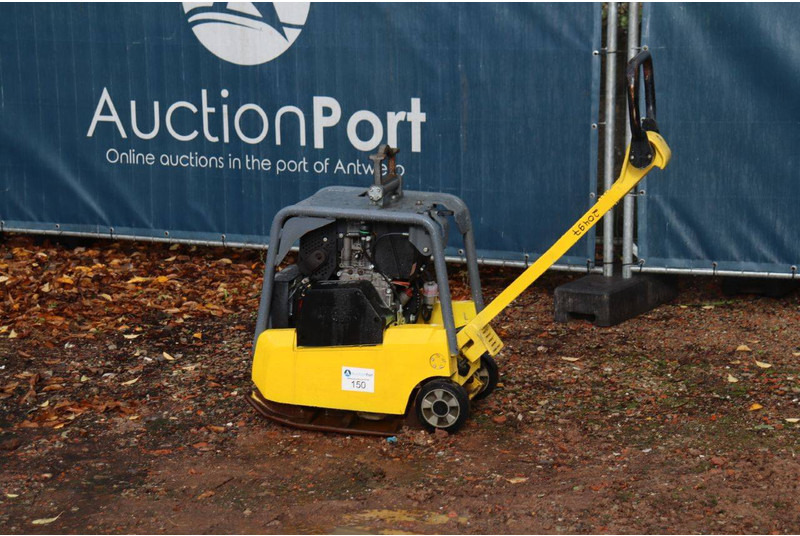 Neuson DPU - Vibratory plate: picture 2 Neuson DPU - Vibratory plate: picture 2