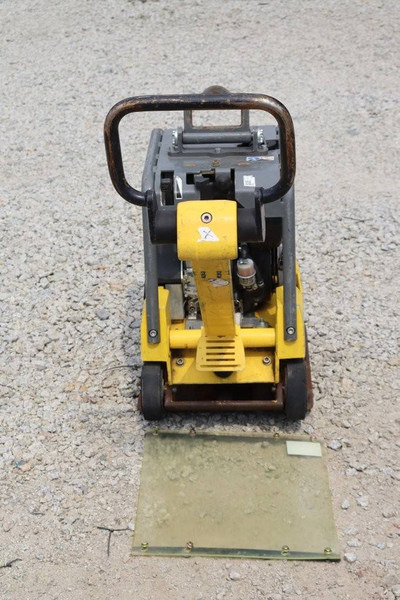 Neuson DPU3050 - Vibratory plate: picture 5 Neuson DPU3050 - Vibratory plate: picture 5