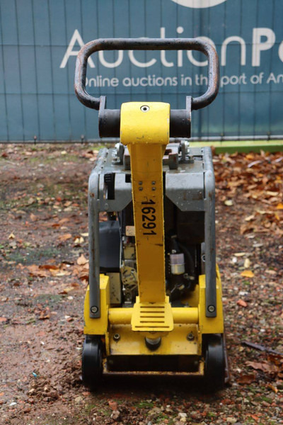 Neuson DPU3050 - Vibratory plate: picture 4 Neuson DPU3050 - Vibratory plate: picture 4