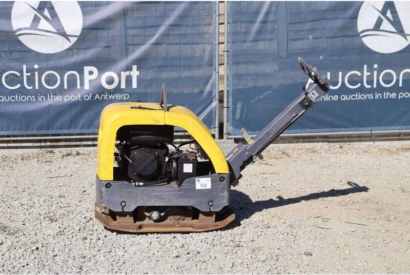 Neuson L6400 - Vibratory plate: picture 1 Neuson L6400 - Vibratory plate: picture 1