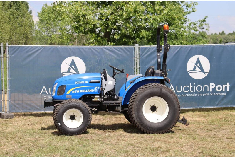 New Holland Boomer 50HST - Farm tractor: picture 1 New Holland Boomer 50HST - Farm tractor: picture 1