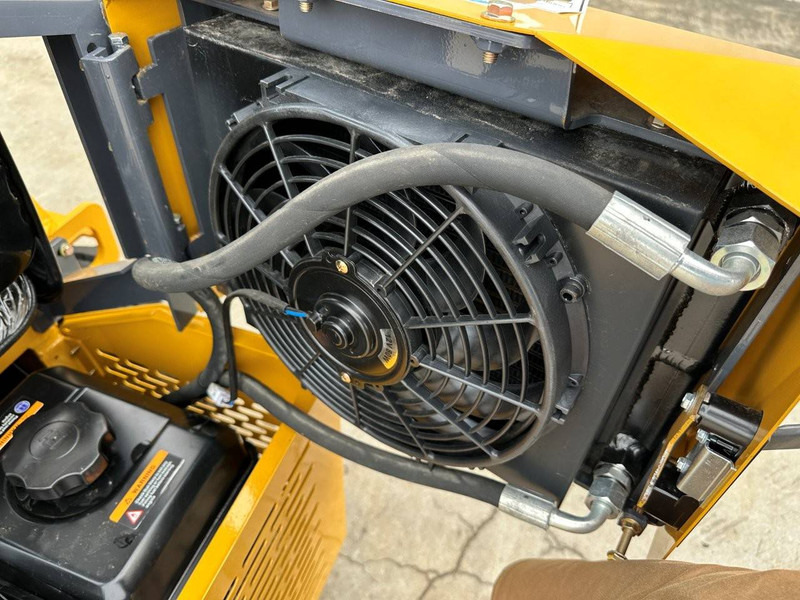 Wheel loader Newkrick SI360: picture 17 Wheel loader Newkrick SI360: picture 17