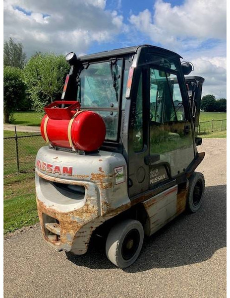 Nissan 25 - LPG forklift: picture 4 Nissan 25 - LPG forklift: picture 4