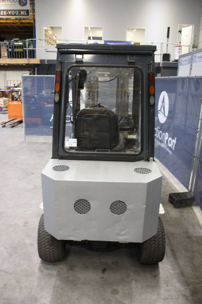 Nissan O1A15 - Diesel forklift: picture 4 Nissan O1A15 - Diesel forklift: picture 4