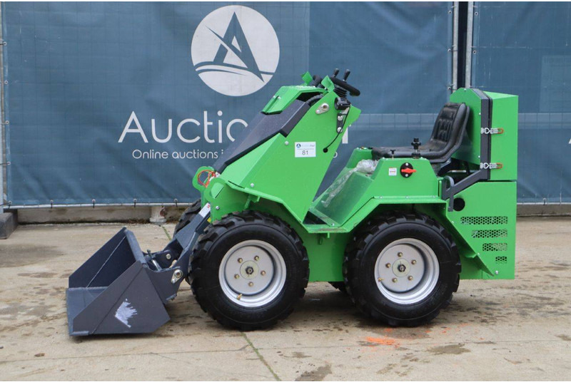 Nycheki SK-911 - Wheel loader: picture 1 Nycheki SK-911 - Wheel loader: picture 1