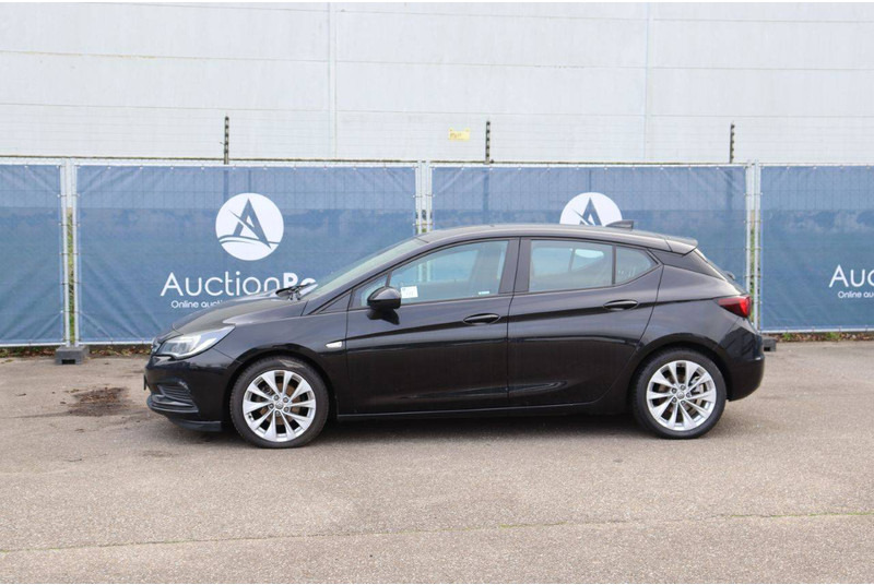 Opel Astra - Sedan: picture 1 Opel Astra - Sedan: picture 1