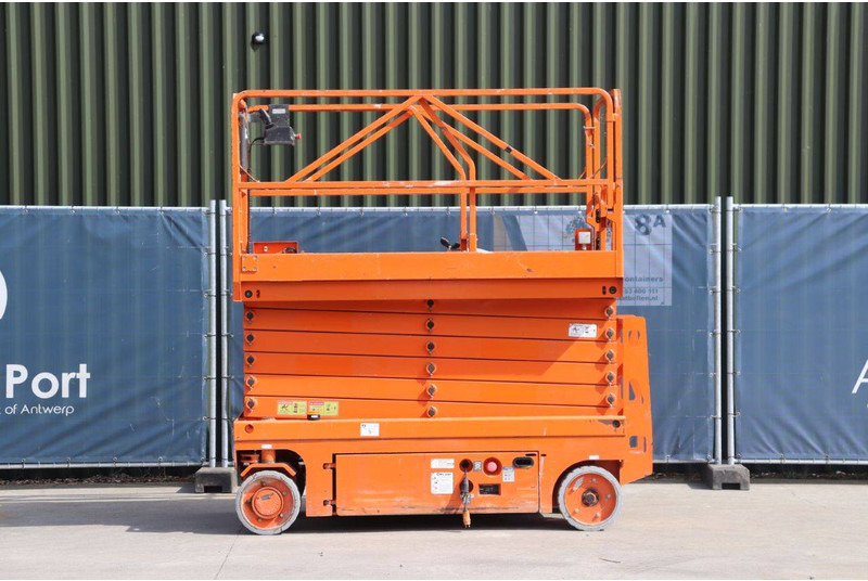 PB PB S140-12EC - Scissor lift: picture 2 PB PB S140-12EC - Scissor lift: picture 2