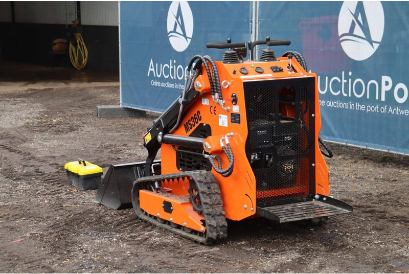 SDLOOL 36C - Crawler loader: picture 4 SDLOOL 36C - Crawler loader: picture 4