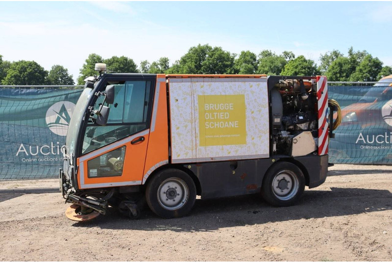 Schmidt MFH 2500 Typ:11 - Road sweeper: picture 1 Schmidt MFH 2500 Typ:11 - Road sweeper: picture 1