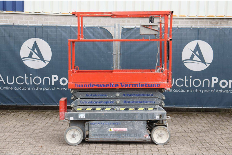 Skyjack SJ III 3219 - Scissor lift: picture 2 Skyjack SJ III 3219 - Scissor lift: picture 2
