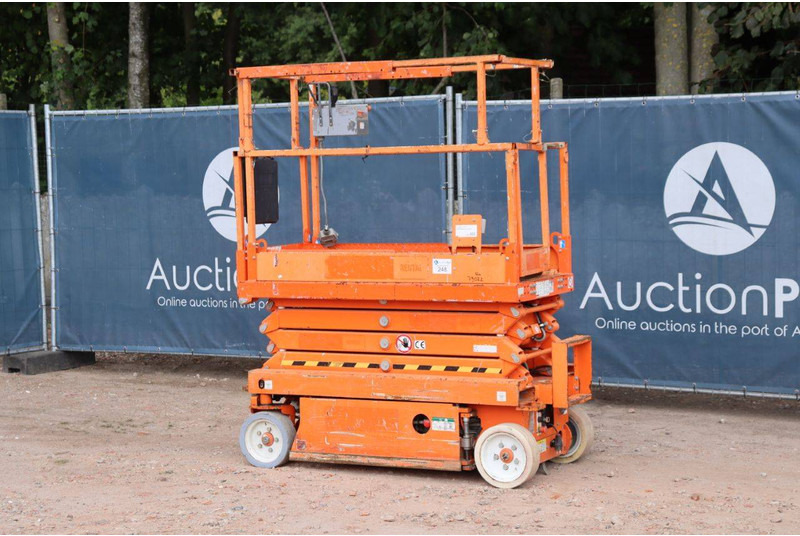 Skyjack SJ3219 - Scissor lift: picture 3 Skyjack SJ3219 - Scissor lift: picture 3