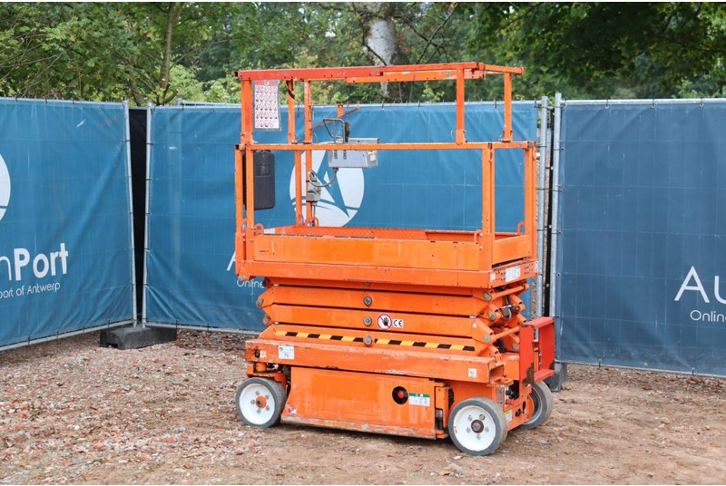 Skyjack SJ3219 - Scissor lift: picture 3 Skyjack SJ3219 - Scissor lift: picture 3