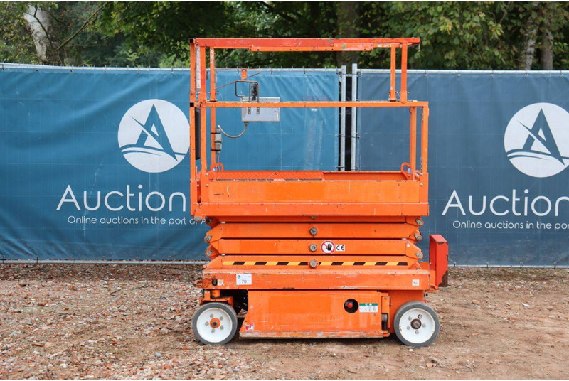 Skyjack SJ3219 - Scissor lift: picture 2 Skyjack SJ3219 - Scissor lift: picture 2