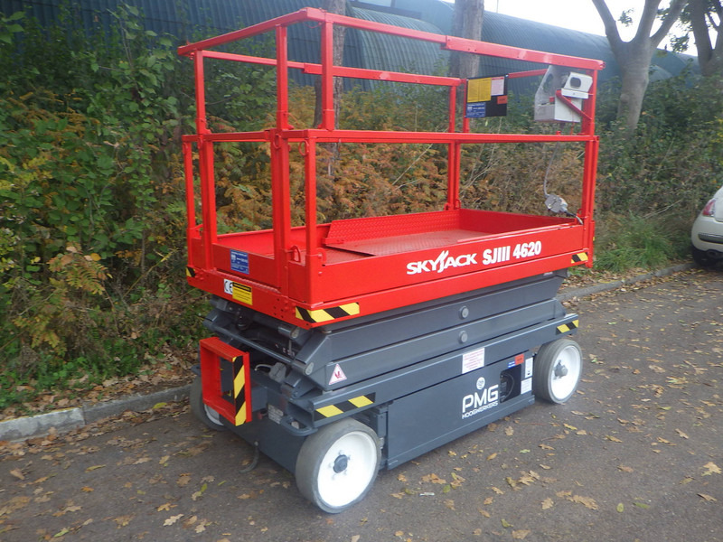 Skyjack SJ4620 - Scissor lift: picture 3 Skyjack SJ4620 - Scissor lift: picture 3