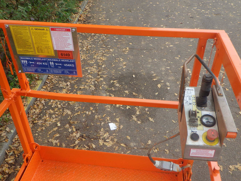 Skyjack SJ4626 - Scissor lift: picture 4 Skyjack SJ4626 - Scissor lift: picture 4