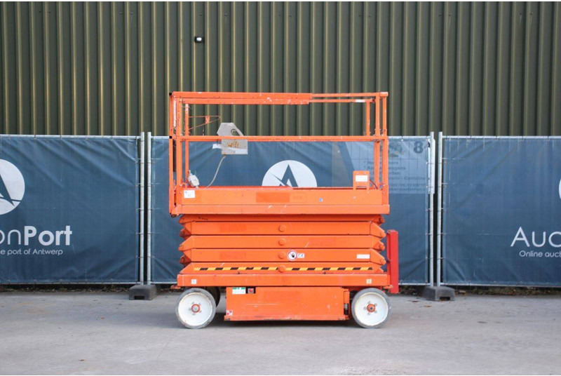 Skyjack SJ4632 - Scissor lift: picture 2 Skyjack SJ4632 - Scissor lift: picture 2