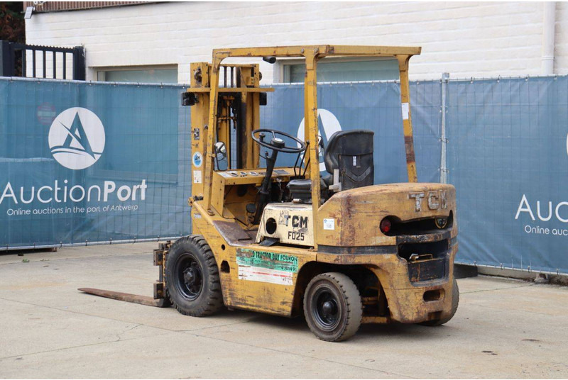 TCM FD25 - Diesel forklift: picture 4 TCM FD25 - Diesel forklift: picture 4
