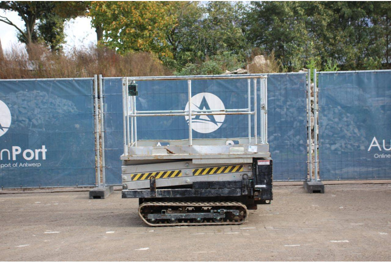 Tadano - Scissor lift: picture 2 Tadano - Scissor lift: picture 2