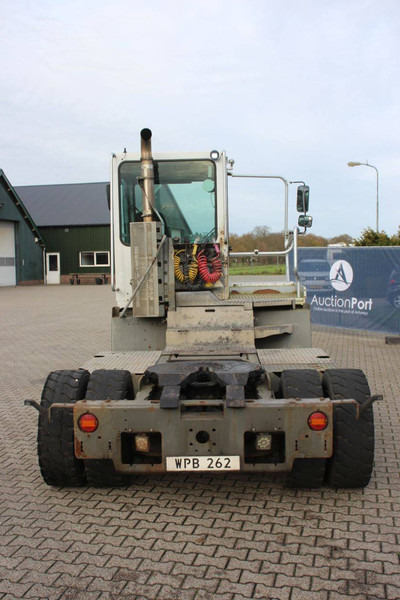 Terberg YT182 - Terminal tractor: picture 4 Terberg YT182 - Terminal tractor: picture 4